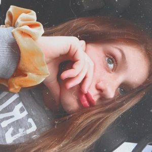 Meet your Posher, Hailey